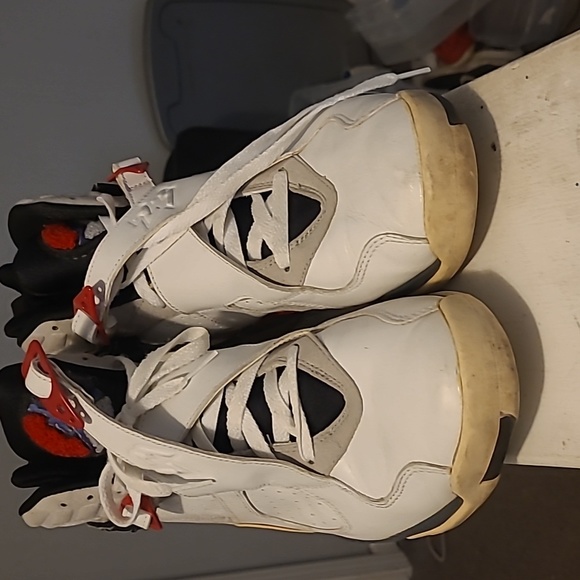 Air jordans retro 8 bugs bunny original drops